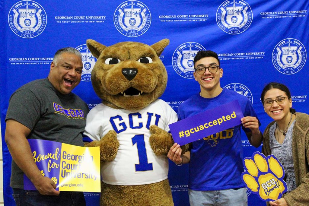 Admissions Court University Lakewood, New Jersey