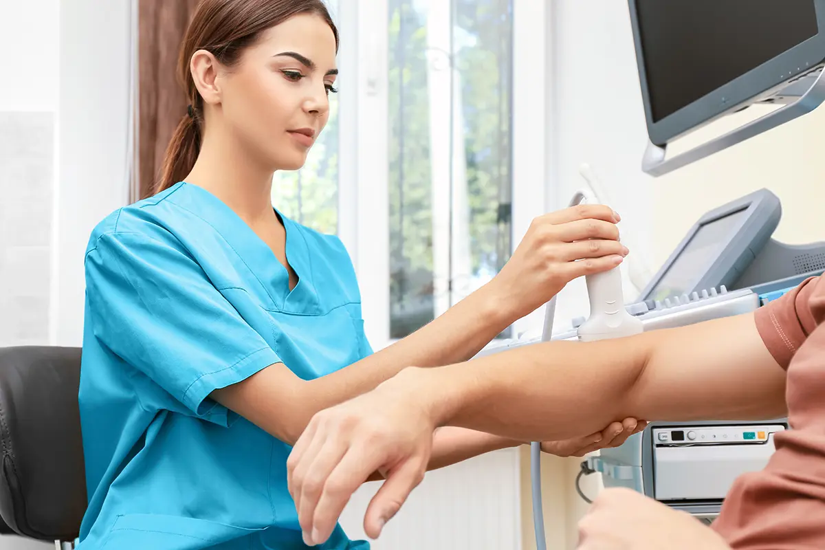 Medical Imaging Sciences major using an ultrasound