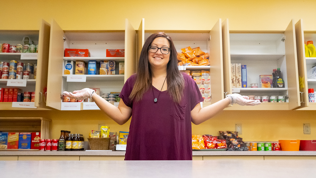 Mia Corona in the GCU student food pantry
