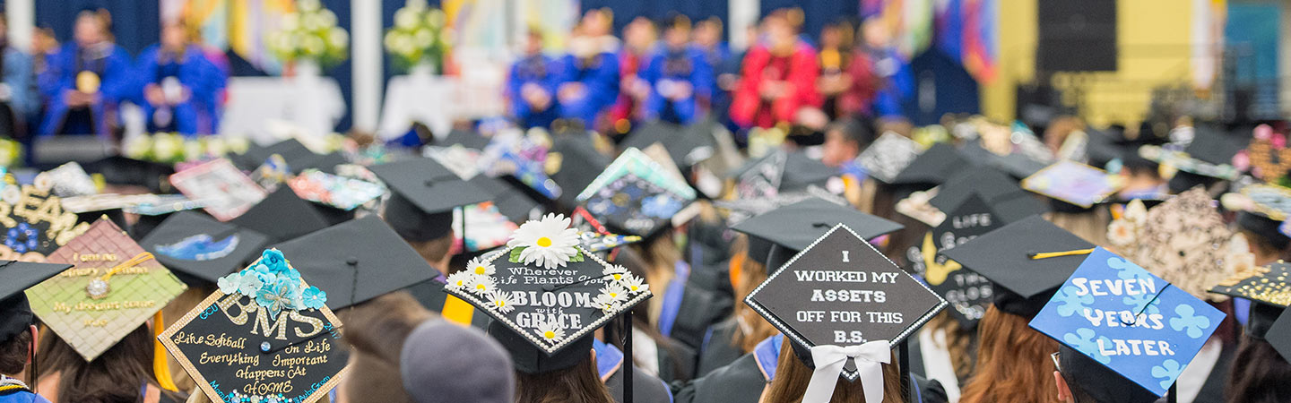 commencement 2017 caps