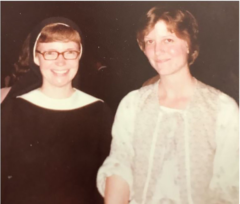Sister Mary Catharine Sullivan and alumna Cheri Gudgeon Quinlan ’79